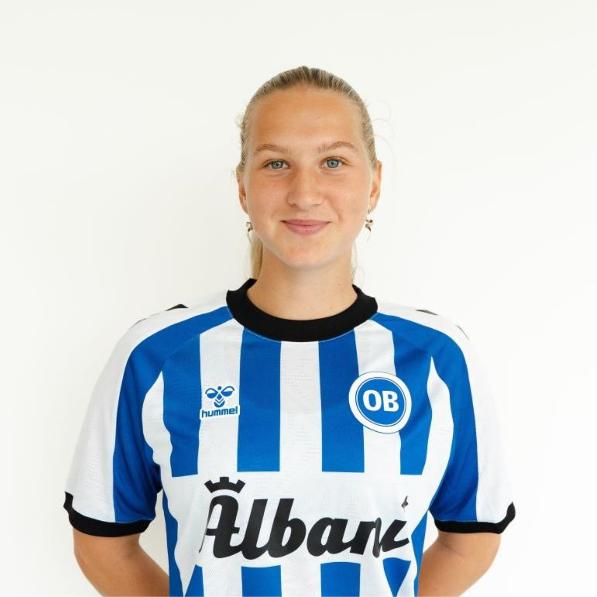Björk L. Mølgaard