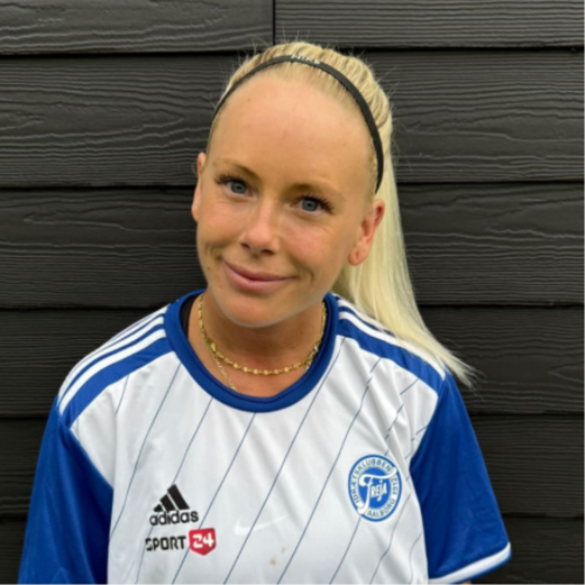Stine Maach